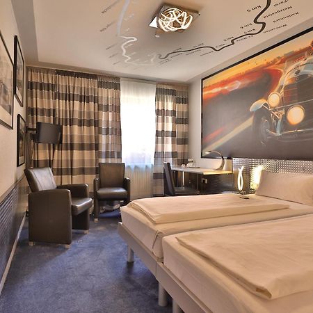Apart Hotel Deutschmeister 바트메르겐하임 외부 사진