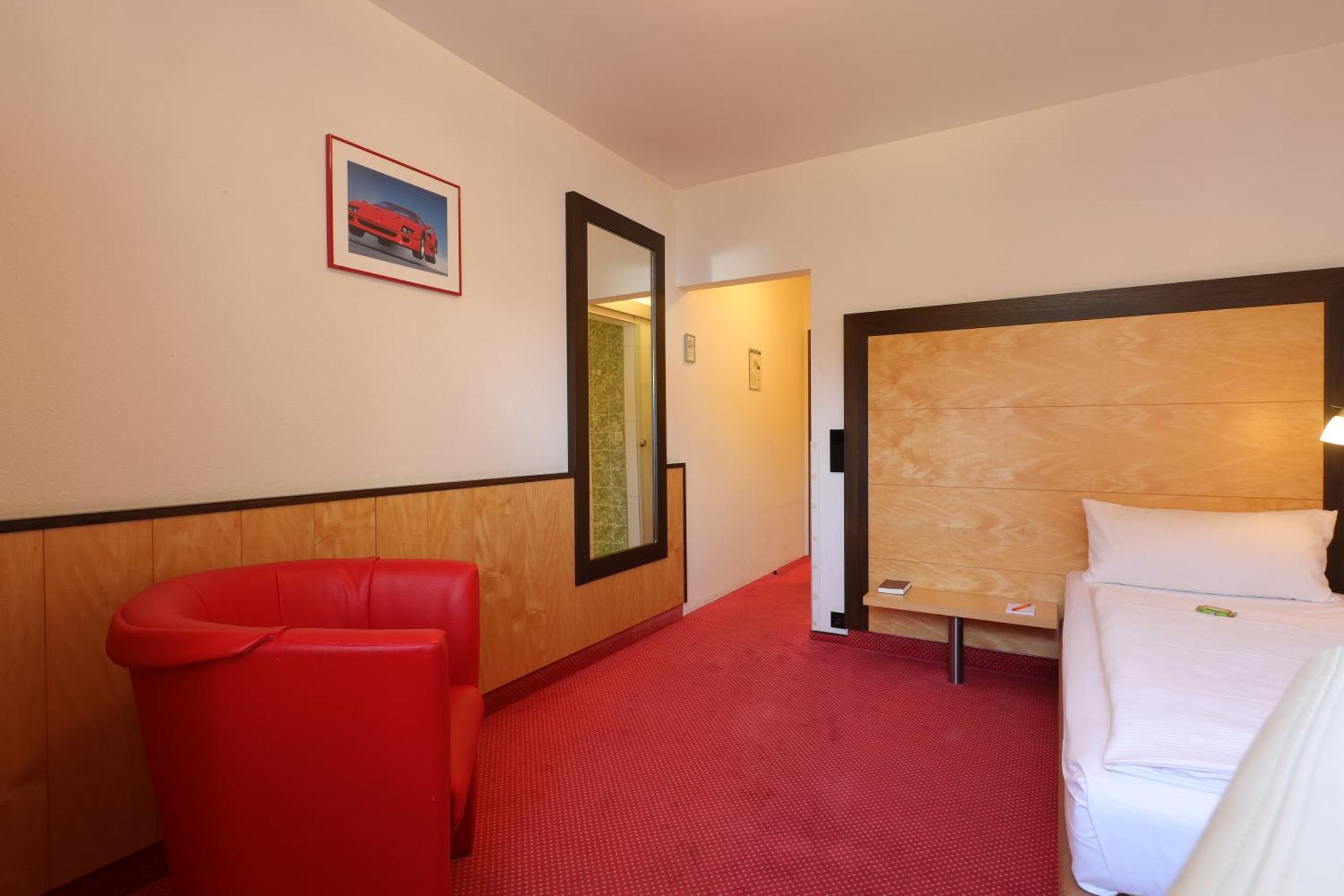 Apart Hotel Deutschmeister 바트메르겐하임 외부 사진