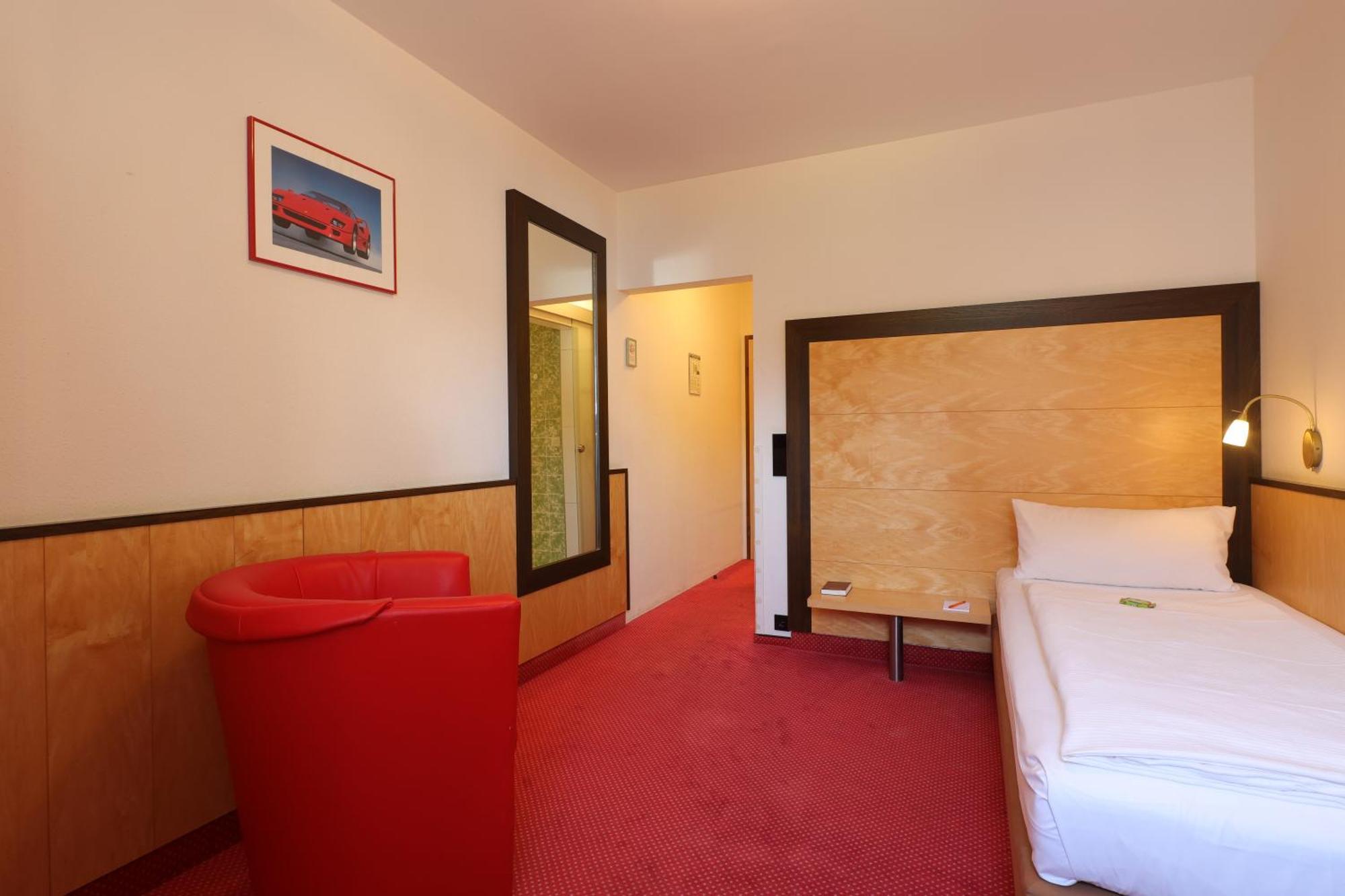 Apart Hotel Deutschmeister 바트메르겐하임 외부 사진