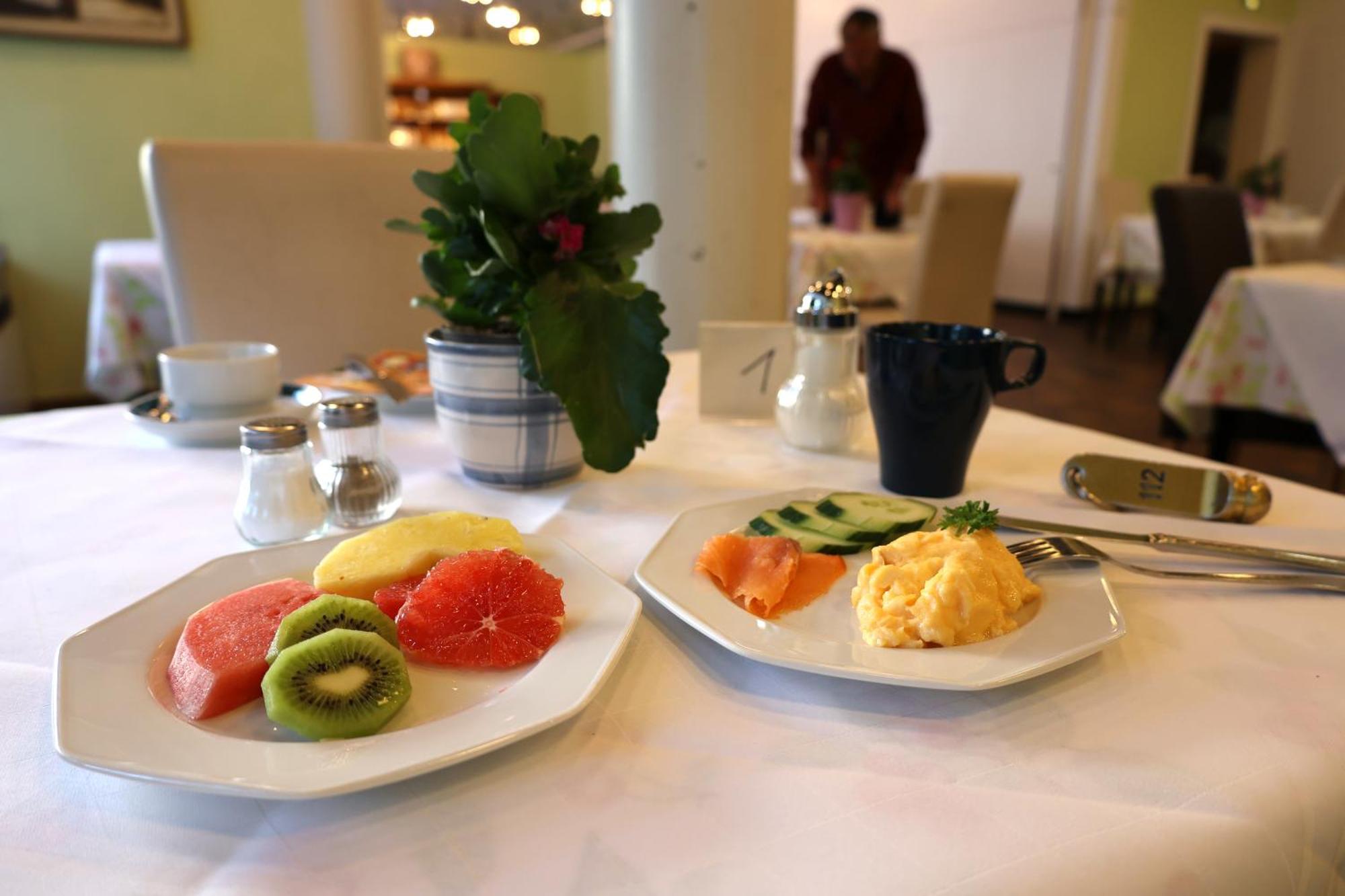 Apart Hotel Deutschmeister 바트메르겐하임 외부 사진